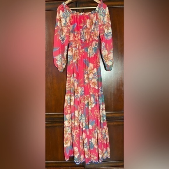 Giddy Up Glamor Pink Floral Flowey Dress. Medium-Long. - Picture 13 of 15